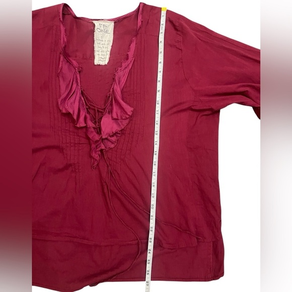 Free People FP ONE Boho Lightweight Flowy Top Size Medium - Picture 4 of 9